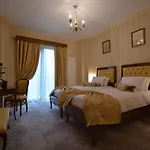The Arlington Boutique Craiova
