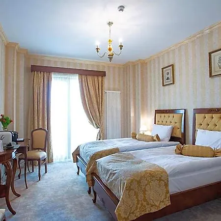 فندق The Arlington Boutique كرايوفا
